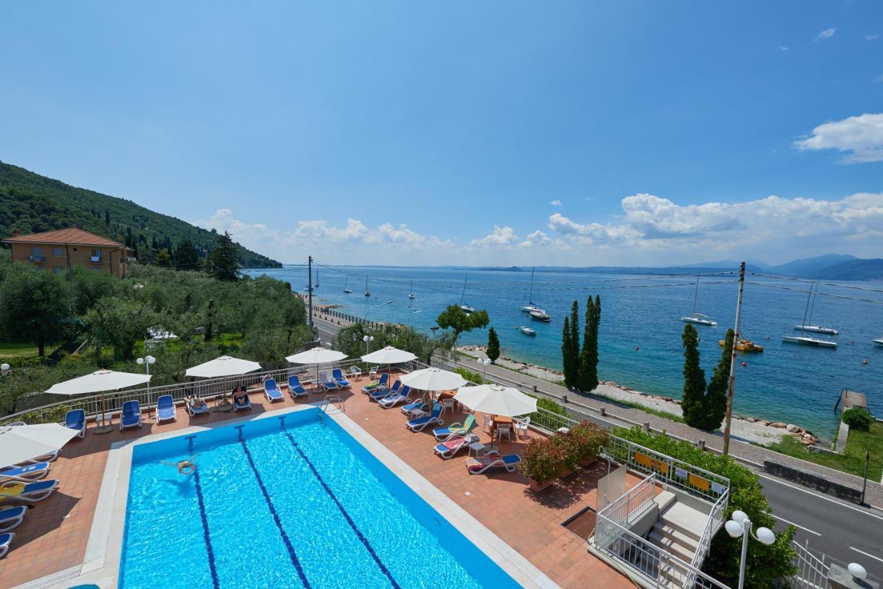 Hotel Benacus Torri del Benaco Bagian luar foto