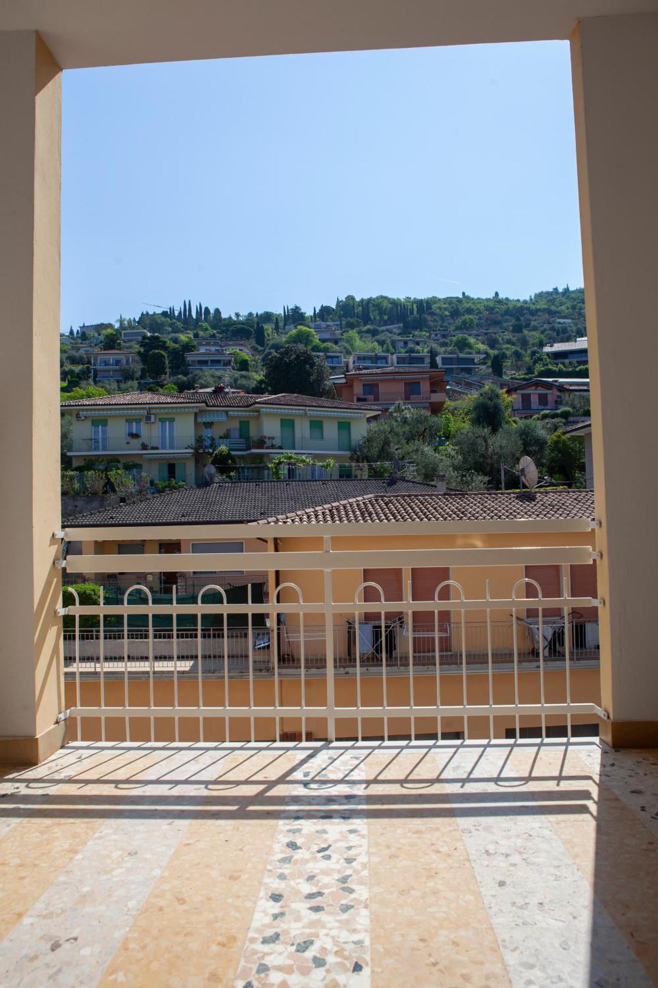Hotel Benacus Torri del Benaco Bagian luar foto